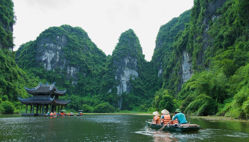 North & South of Vietnam 13-Day Discovery 