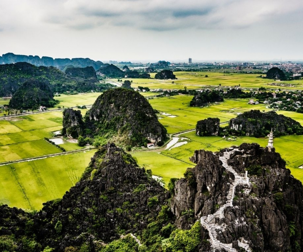 How To Get To Ninh Binh From Hanoi: 5 Best Ways To Travel In 2025