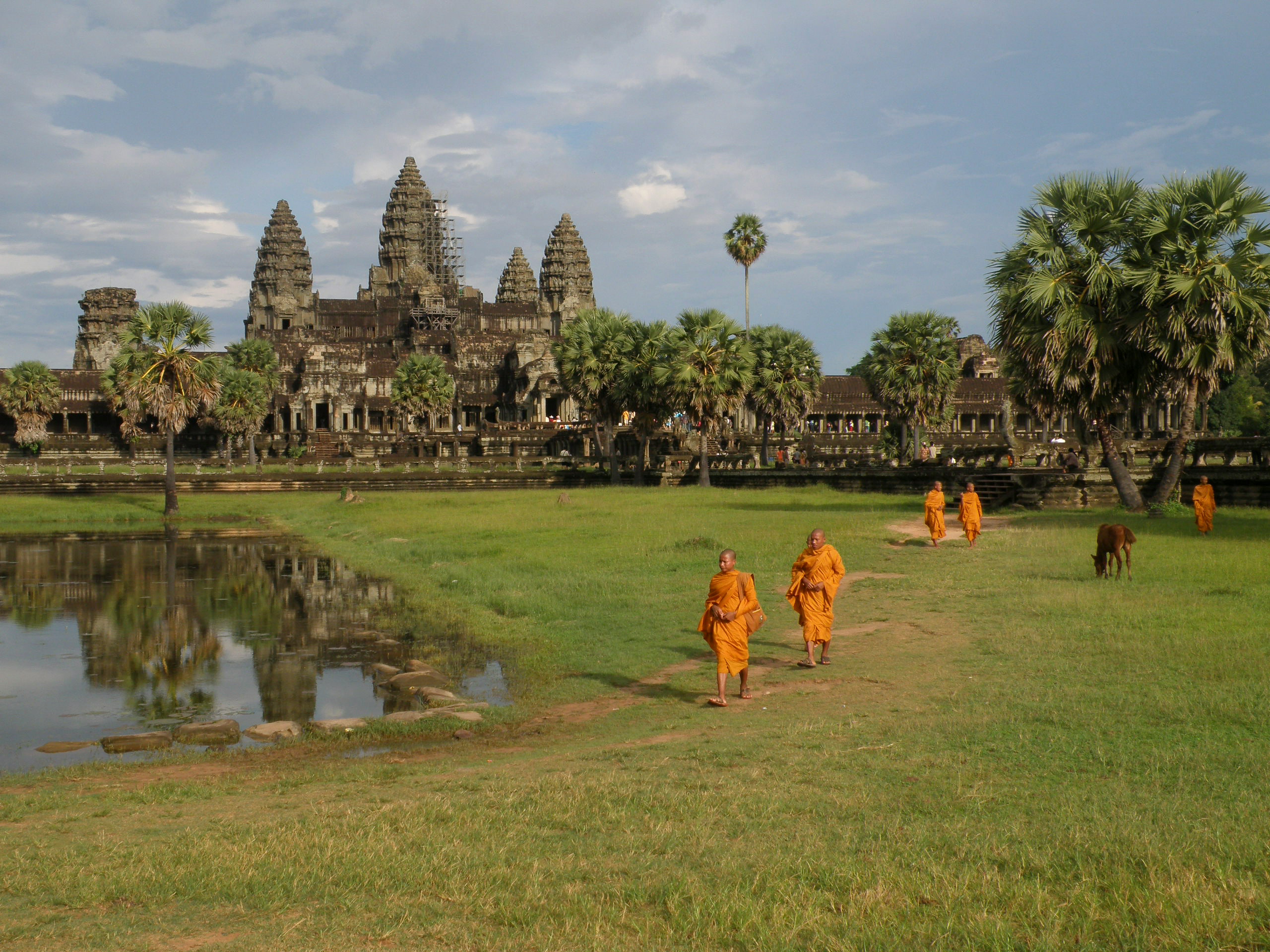 Explore the grandeur of Angkor Wat - the world’s largest religious monument and a timeless wonder.