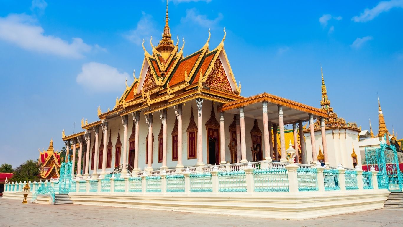 Explore Phnom Penh’s landmarks